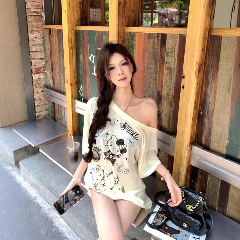 자외선 차단 블라우스 헬로 키티 비스듬한 어깨 카툰 탑 - Blouse Off Shoulder 리뷰 및 가격